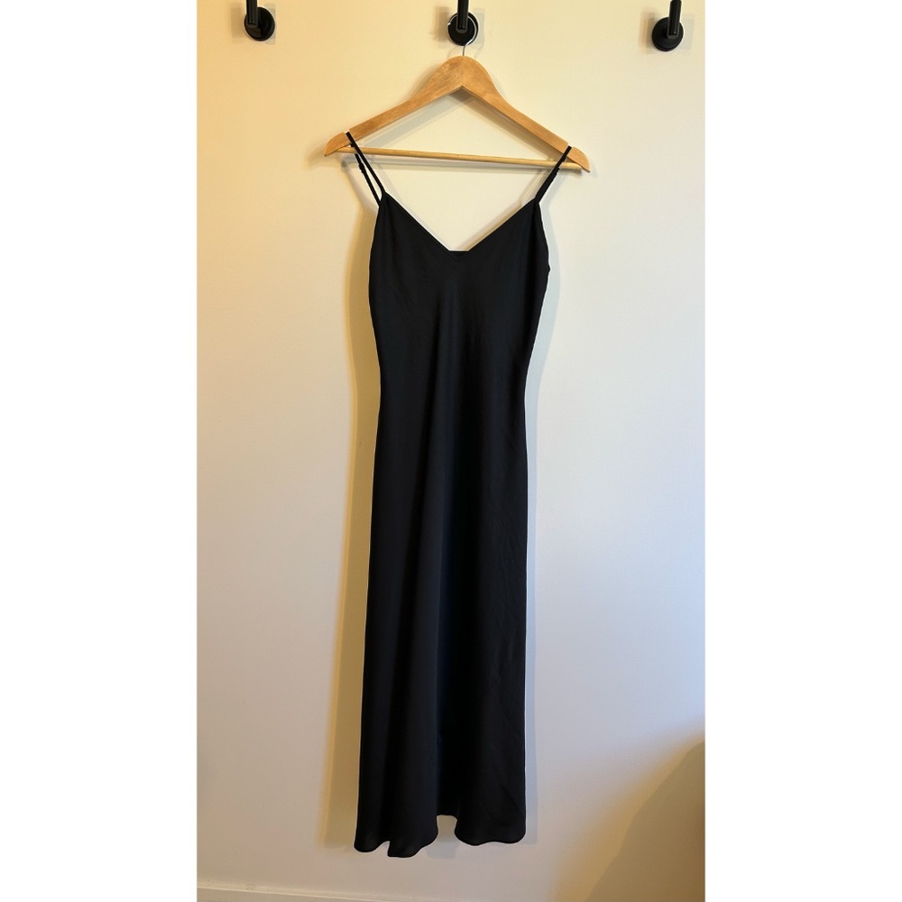 Aritzia Wilfred Satin Slip Dress Long - Picture 5 of 5